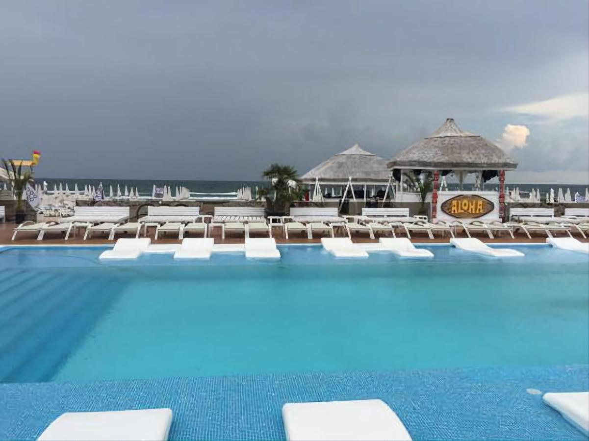 Ella Summerland Mamaia Buitenkant foto